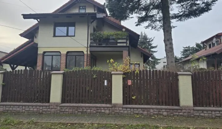 dom wolnostojący, 5 pokoi Wołomin