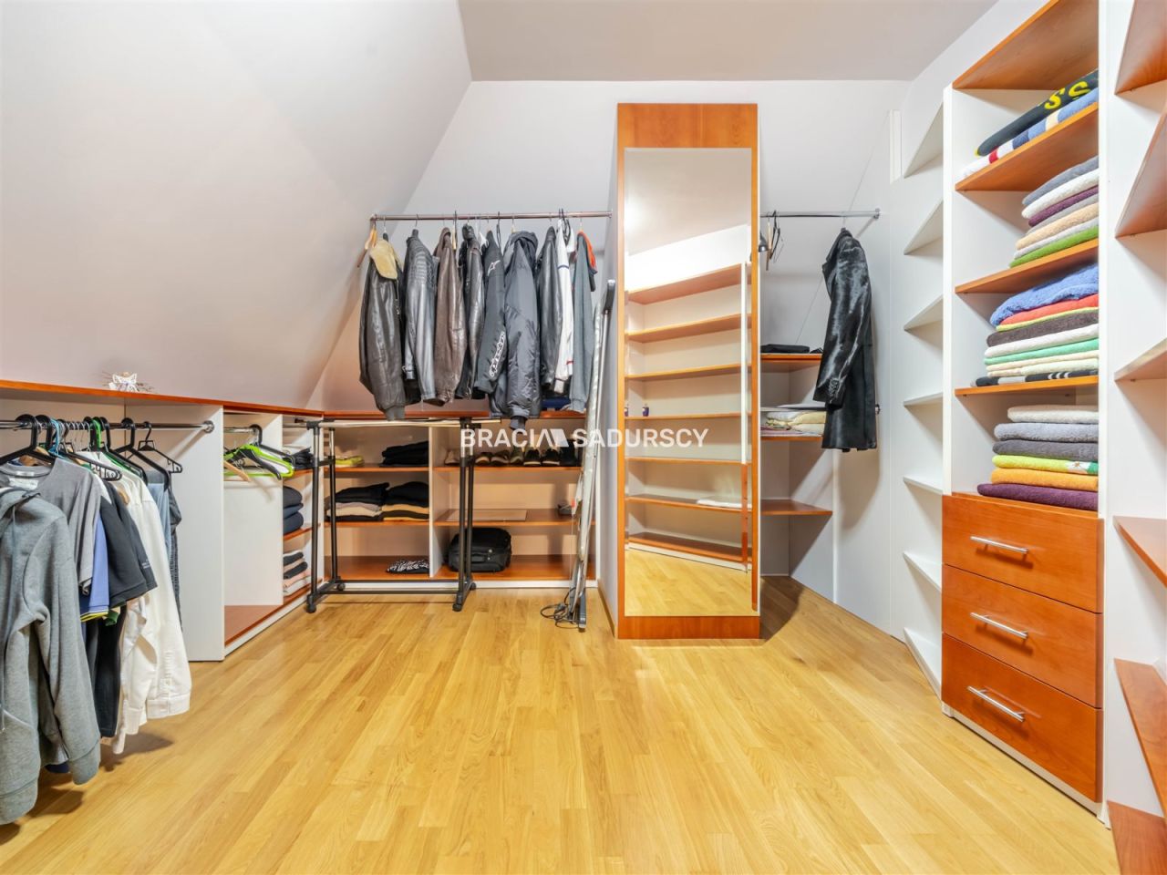 dom wolnostojący, 5 pokoi Myślenice Zarabie, ul. Bukowa. Zdjęcie 28