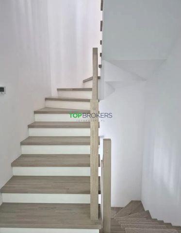 bliźniak, 5 pokoi Warszawa Wawer. Zdjęcie 16