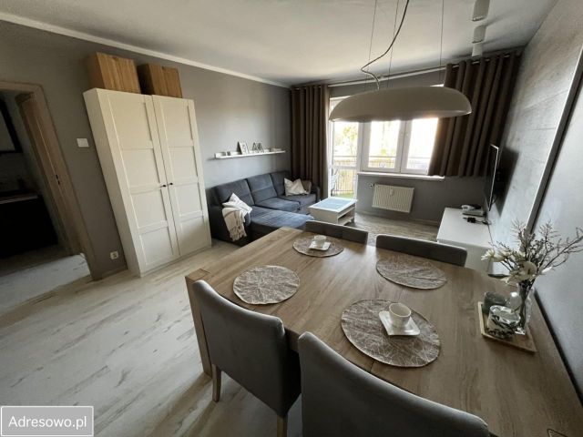 Mieszkanie 3-pokojowe Toruń Podgórz, ul. Letnia. Zdjęcie 1