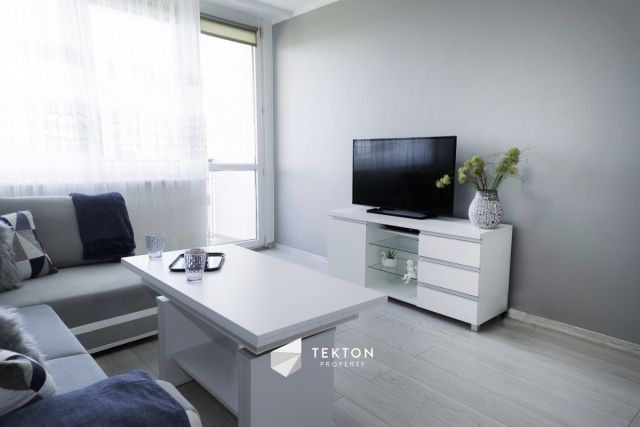 Mieszkanie 3-pokojowe Poznań Chartowo, os. Tysiąclecia. Zdjęcie 1