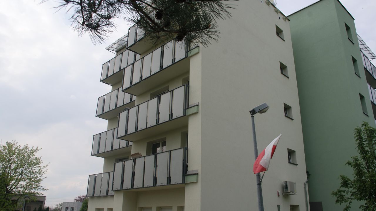 Mieszkanie 4-pokojowe Bogatynia, ul. Białogórska. Zdjęcie 1