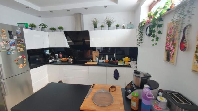 Mieszkanie 3-pokojowe Nowa Wola, ul. Czerwonych Maków. Zdjęcie 14