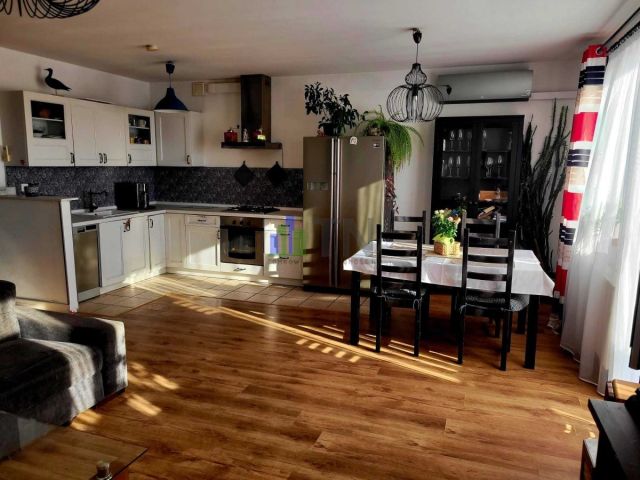 Mieszkanie 4-pokojowe Wrocław Psie Pole, ul. Gitarowa. Zdjęcie 2