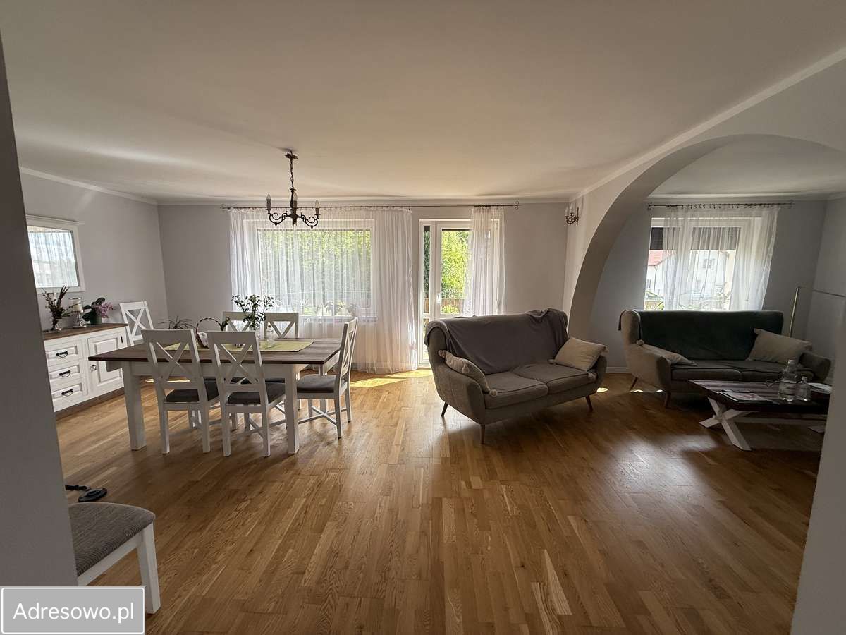 dom wolnostojący, 5 pokoi Zławieś Wielka. Zdjęcie 17