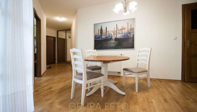 Mieszkanie 2-pokojowe Kraków Stare Miasto, ul. Henryka Siemiradzkiego. Zdjęcie 4