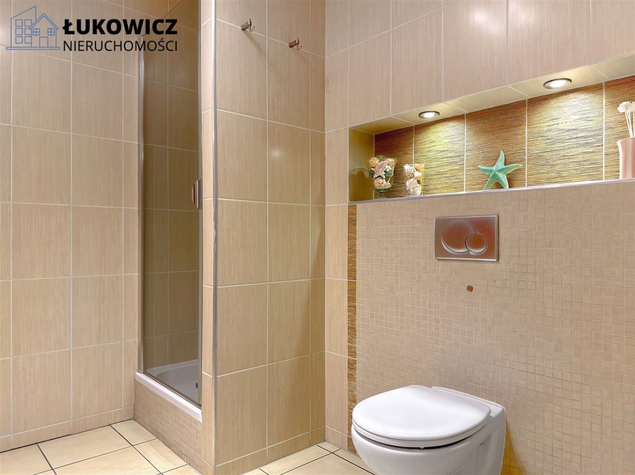 dom wolnostojący, 3 pokoje Cisiec. Zdjęcie 18