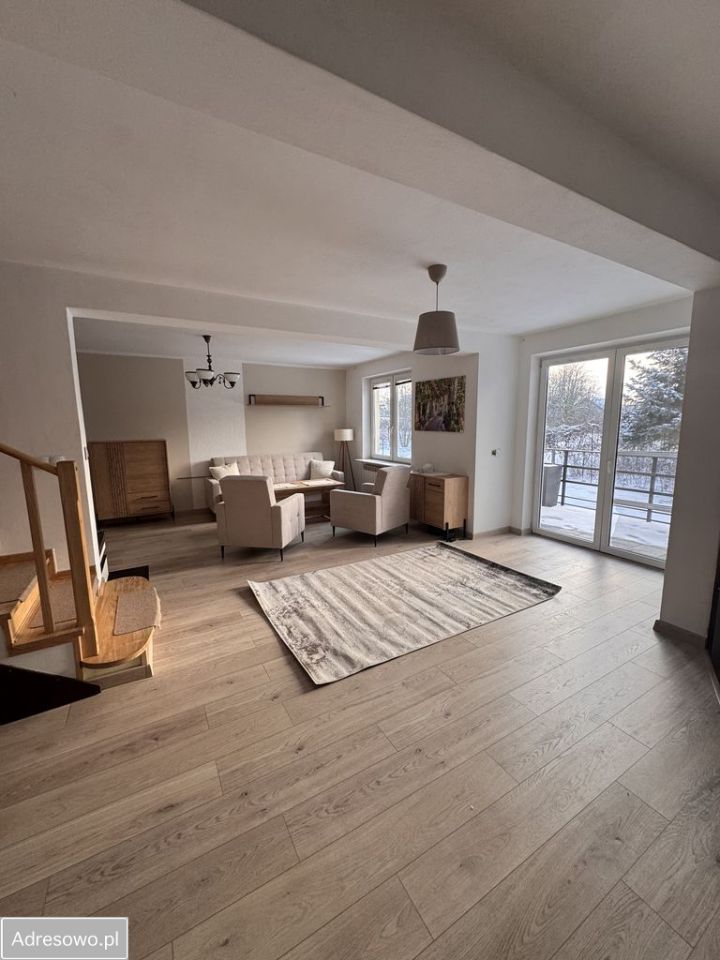 dom wolnostojący, 11 pokoi Okuniew, ul. Rattanowa. Zdjęcie 6