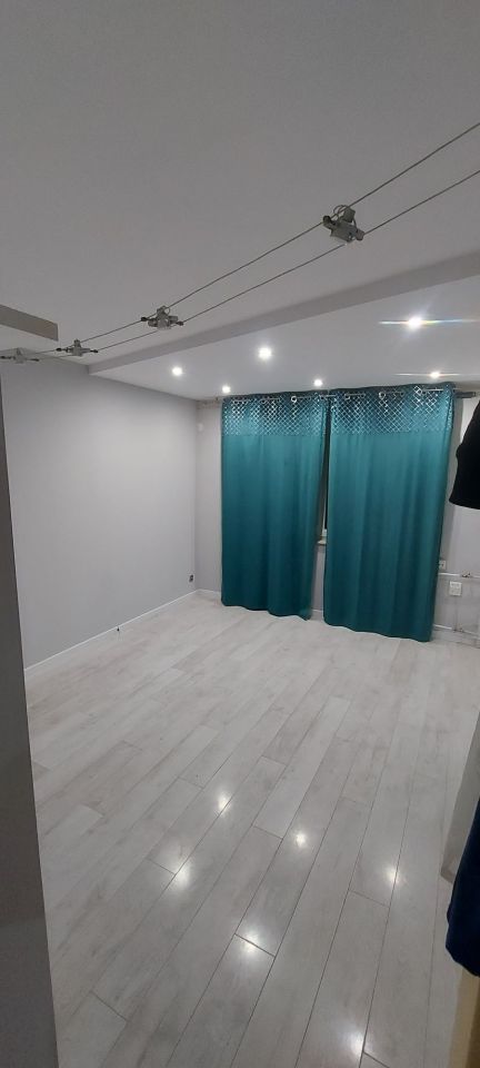 Mieszkanie 3-pokojowe Wadowice, os. XX-lecia PRL. Zdjęcie 1