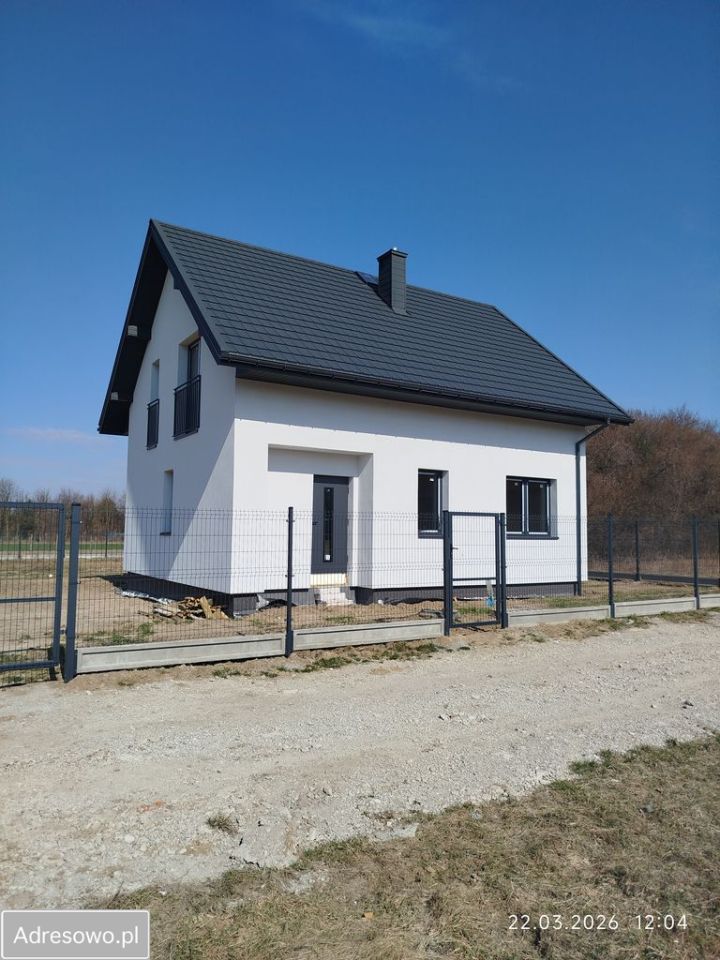 dom wolnostojący, 5 pokoi Piastów, ul. Diamentowa. Zdjęcie 2