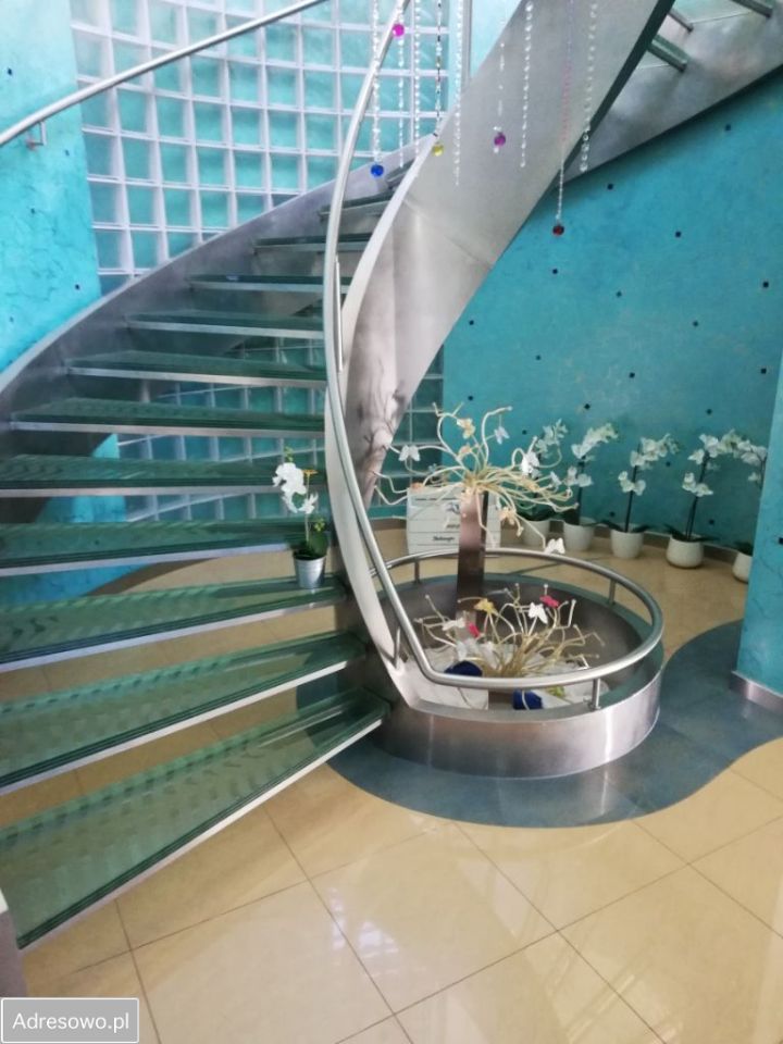 dom wolnostojący, 9 pokoi Starowa Góra. Zdjęcie 19