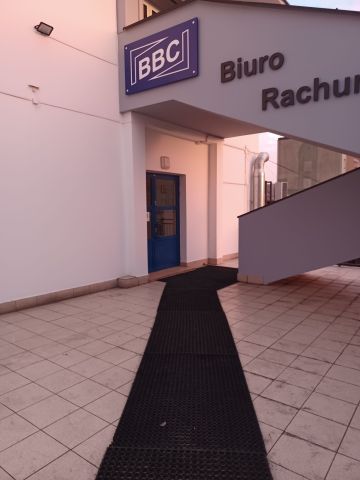 Biuro Nowy Sącz, ul. Romualda Traugutta. Zdjęcie 1