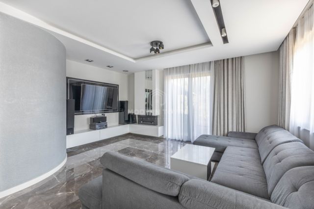 dom wolnostojący, 5 pokoi Nowe Miasto. Zdjęcie 4