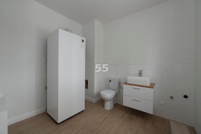 dom wolnostojący, 4 pokoje Lutomiersk. Zdjęcie 8