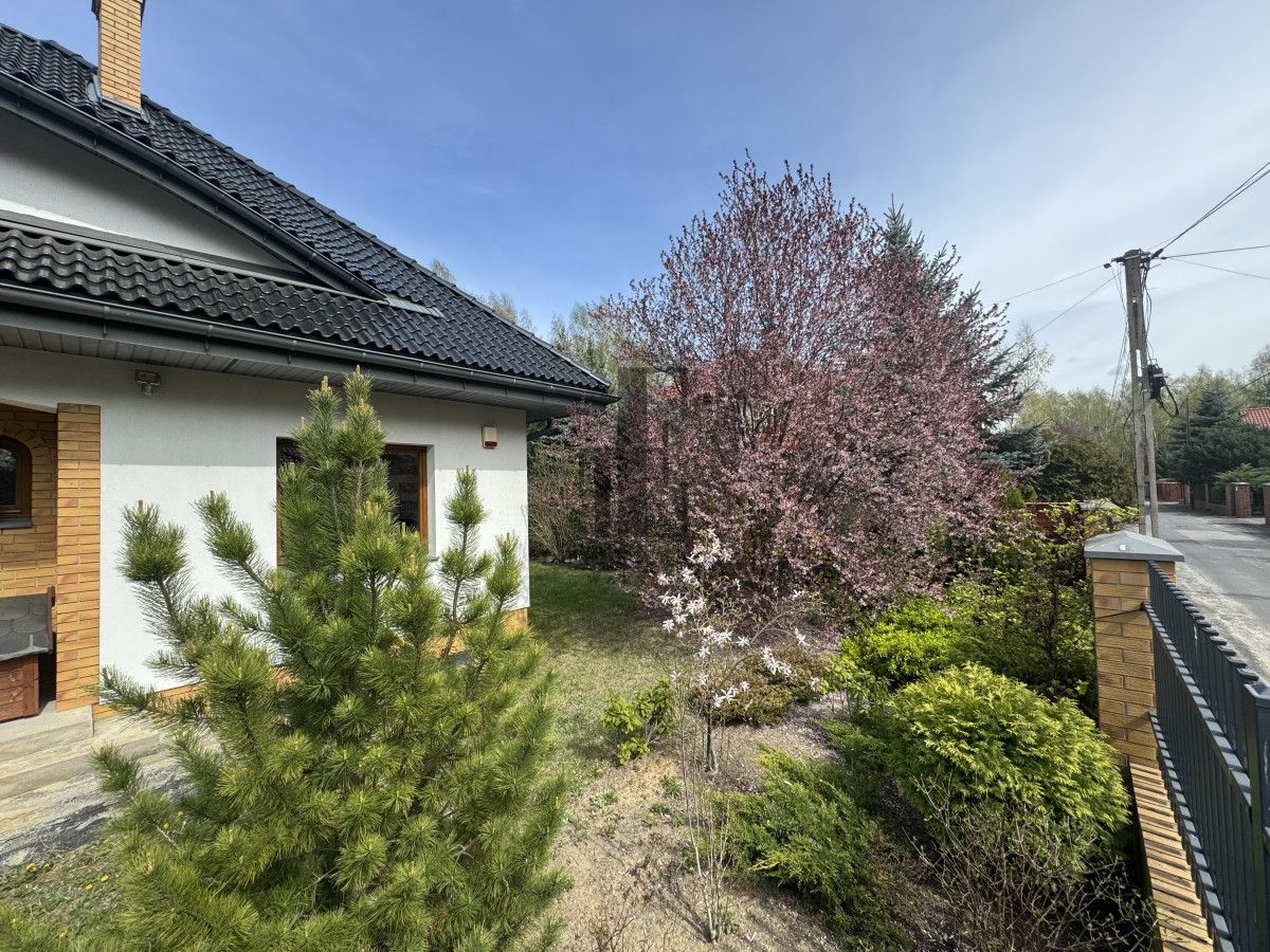 dom wolnostojący, 6 pokoi Komorów, ul. Polna. Zdjęcie 4