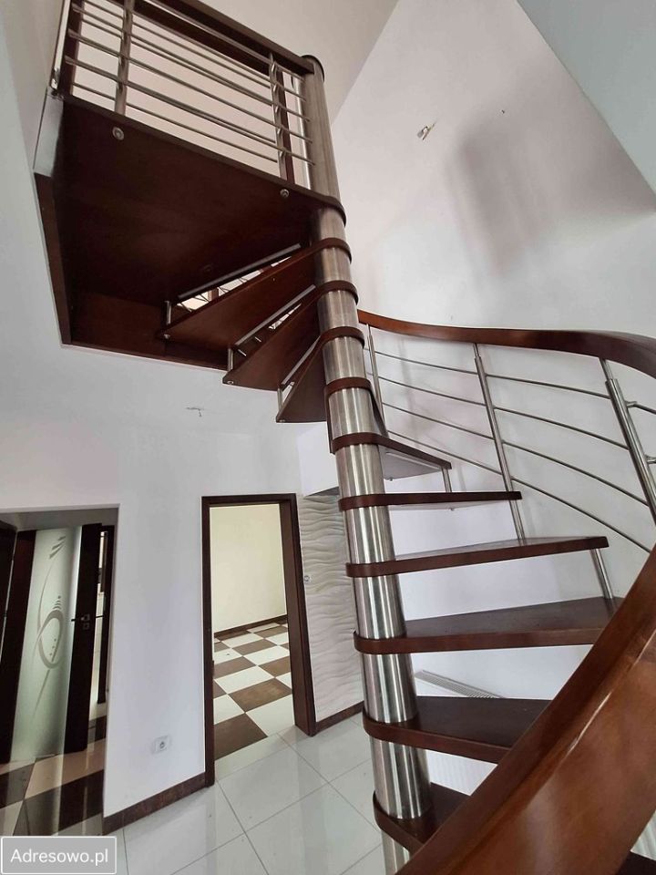 dom wolnostojący, 5 pokoi Postolice. Zdjęcie 5