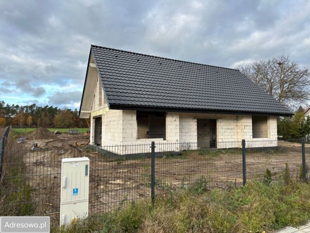 dom wolnostojący, 5 pokoi Zakrzewo, ul. Złotowska. Zdjęcie 1