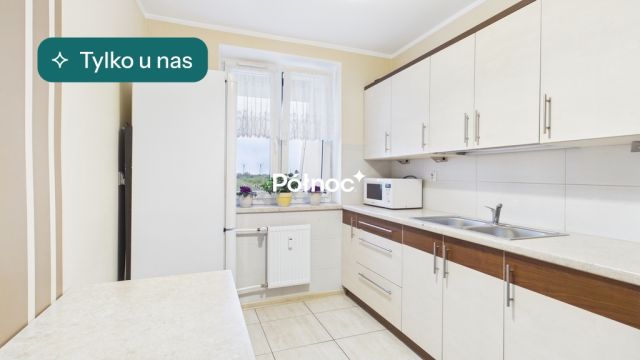 Mieszkanie 4-pokojowe Łomża, ul. Przykoszarowa. Zdjęcie 1