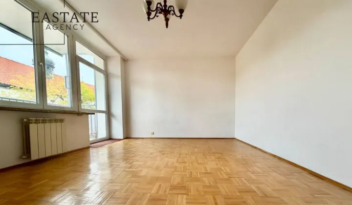 Mieszkanie 3-pokojowe Warszawa Śródmieście, ul. Niecała