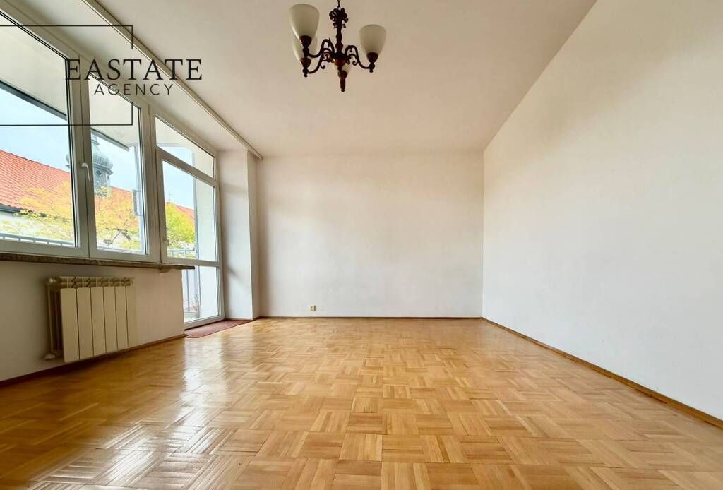 Mieszkanie 3-pokojowe Warszawa Śródmieście, ul. Niecała. Zdjęcie 1