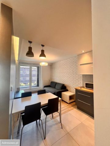 Mieszkanie 3-pokojowe Kraków Podgórze, ul. Nadwiślańska. Zdjęcie 1