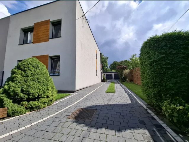 bliźniak, 5 pokoi Włocławek Kolanowszczyzna, ul. Saperska. Zdjęcie 1