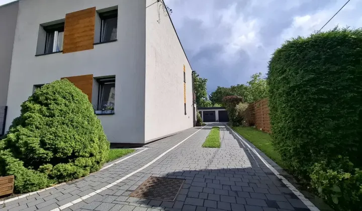 bliźniak, 5 pokoi Włocławek Kolanowszczyzna, ul. Saperska