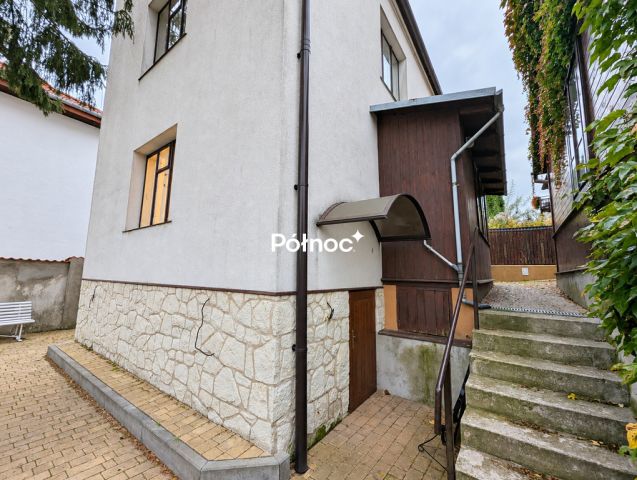 dom wolnostojący, 3 pokoje Kazimierz Dolny, ul. Krakowska. Zdjęcie 2