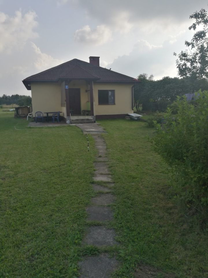 dom wolnostojący, 3 pokoje Pińczyce, ul. Leśna