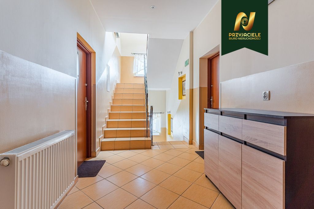 dom wolnostojący, 8 pokoi Gdynia. Zdjęcie 29