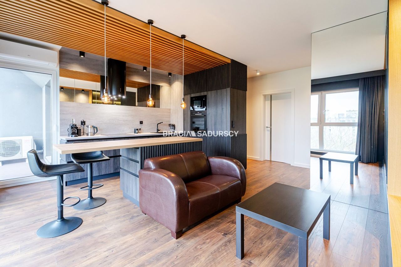 Mieszkanie 4-pokojowe Kraków Czyżyny, ul. Stanisława Lema. Zdjęcie 2