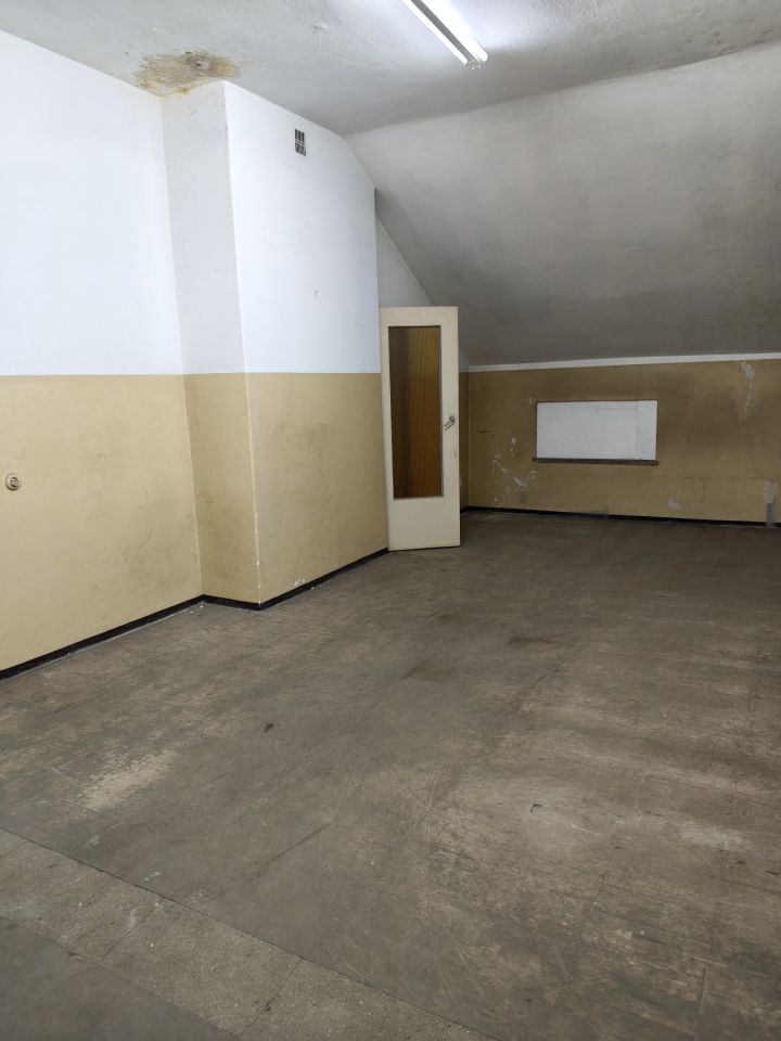 Hala/magazyn Pogórze Wądolec, ul. Zamek. Zdjęcie 7