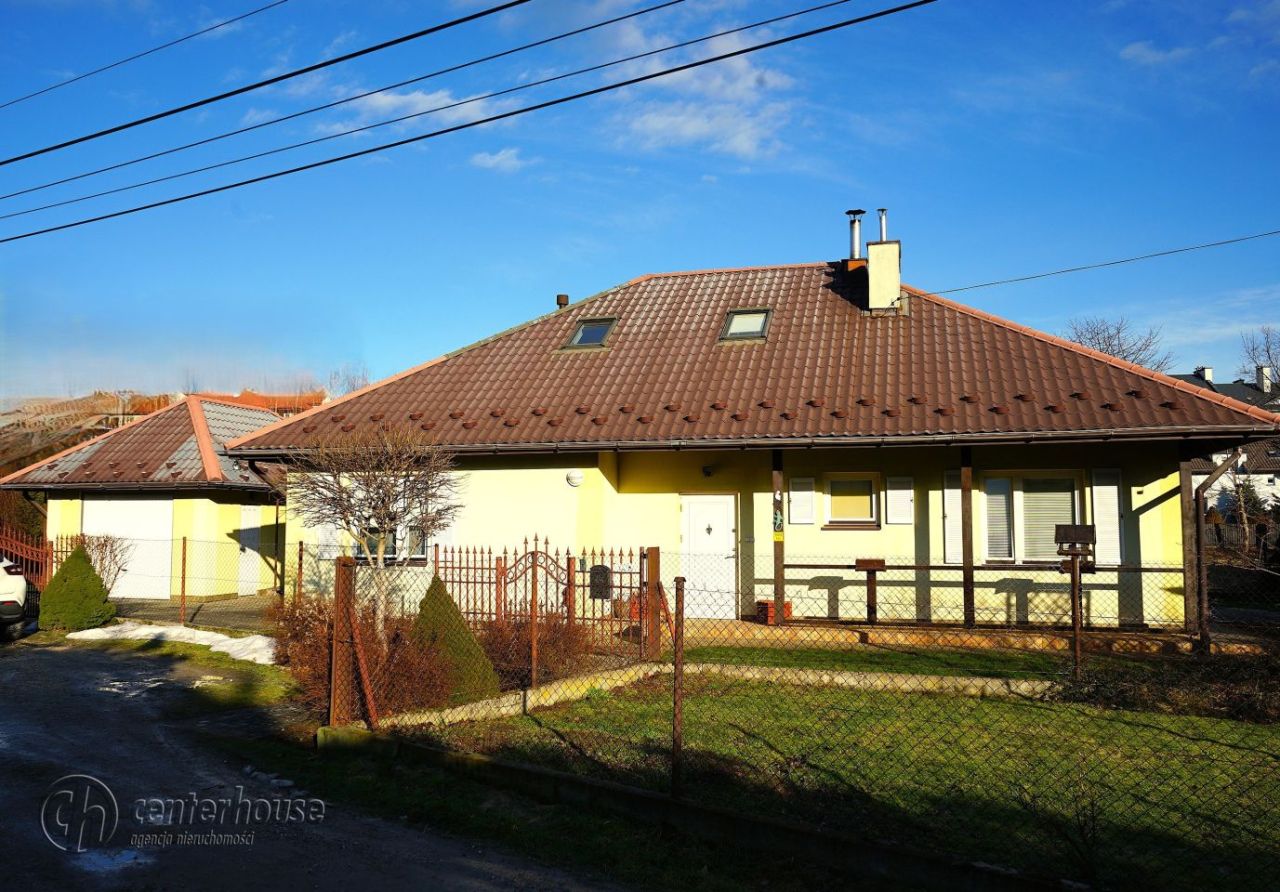 dom wolnostojący, 5 pokoi Rzeszów Wilkowyja. Zdjęcie 2