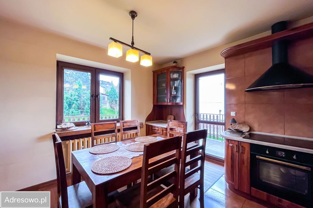 dom wolnostojący, 7 pokoi Libertów. Zdjęcie 10