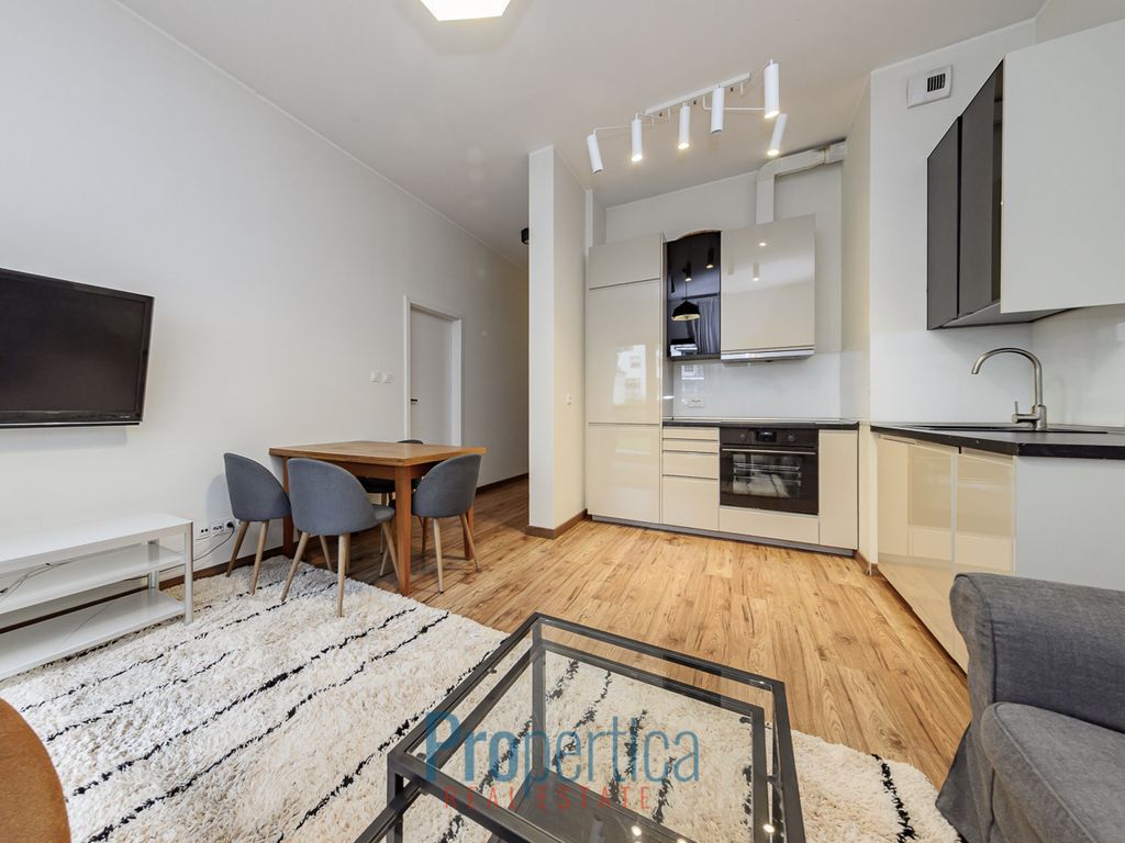 Mieszkanie 3-pokojowe Warszawa Wola, ul. Jana Kazimierza. Zdjęcie 3