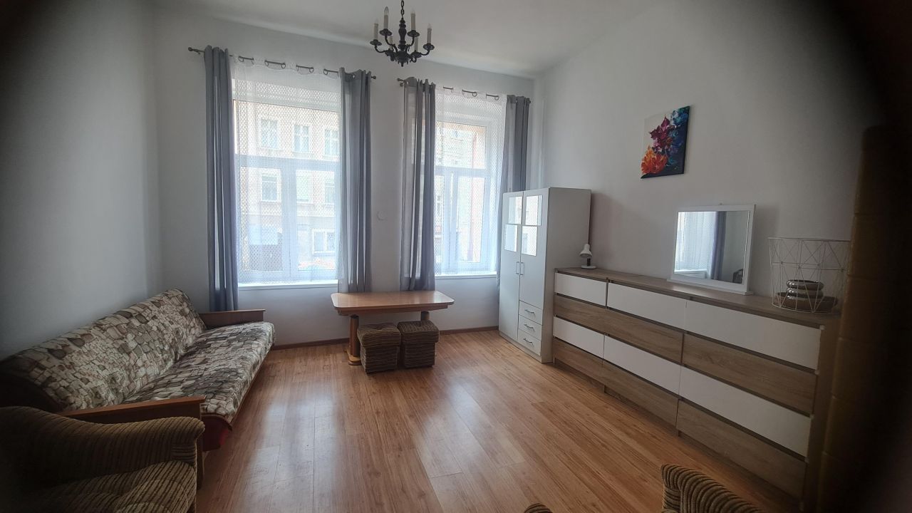 Międzylesie, Plac Wolności Mieszkanie - 1 pokój - 24 m² - parter