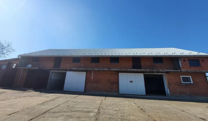 Nieruchomość komercyjna Skorczów