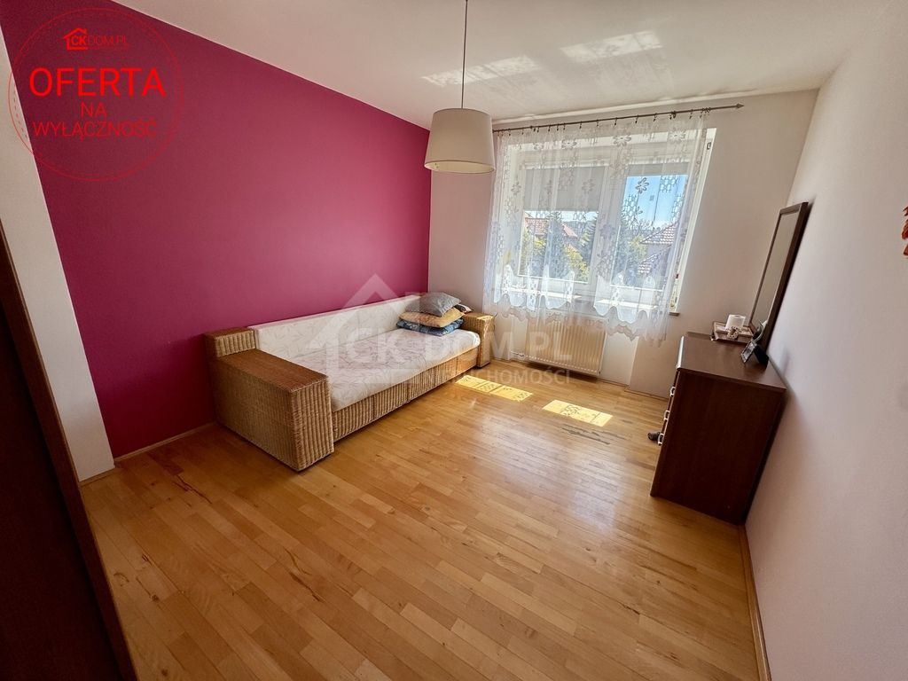 dom szeregowy, 8 pokoi Kielce. Zdjęcie 6