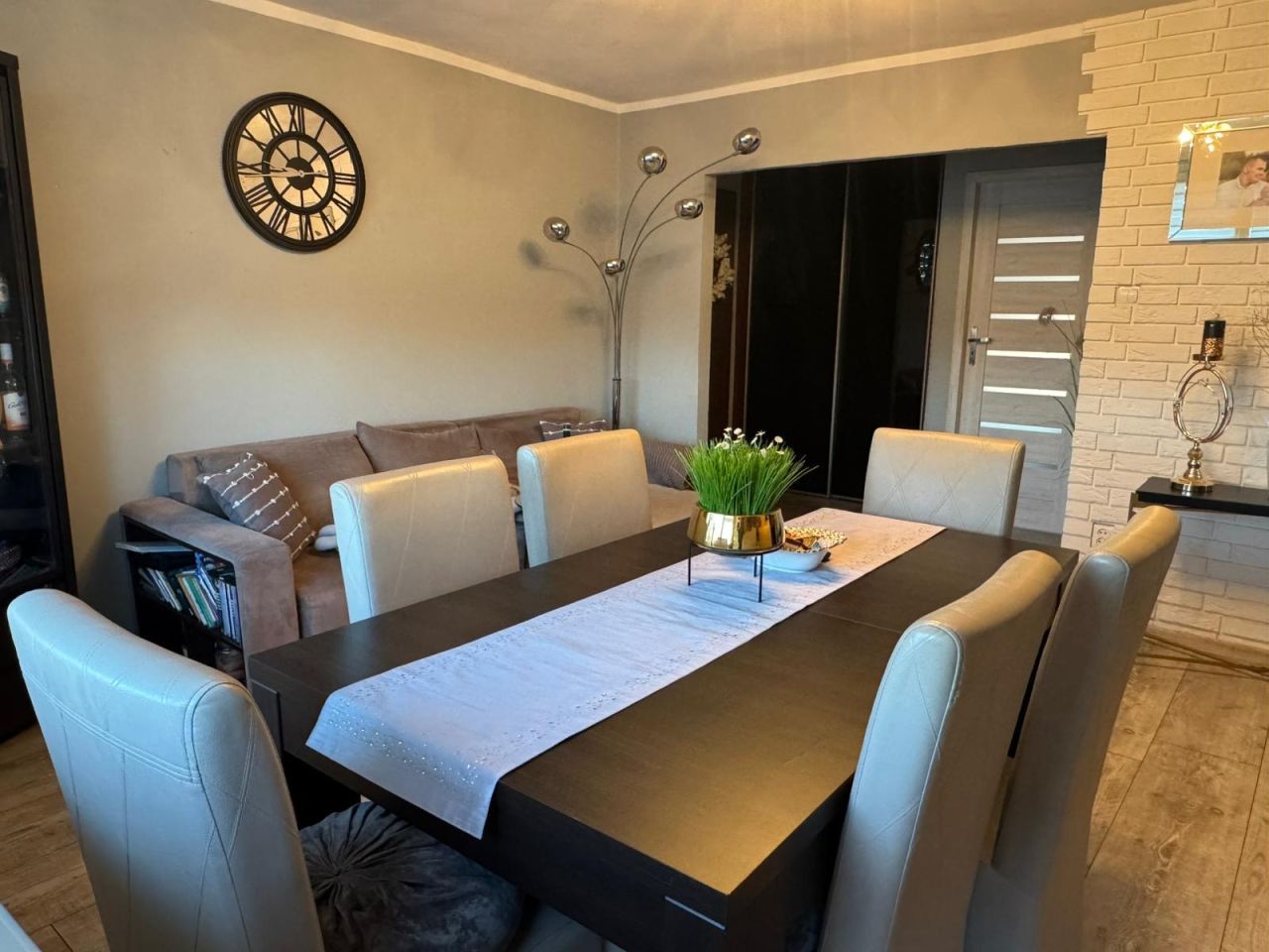 Mieszkanie 4-pokojowe Radowo Małe. Zdjęcie 1