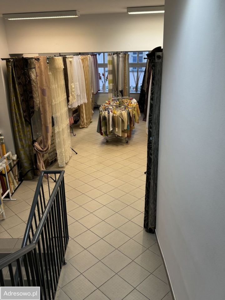 kamienica, 7 pokoi Jelenia Góra Centrum, ul. Marii Konopnickiej. Zdjęcie 9