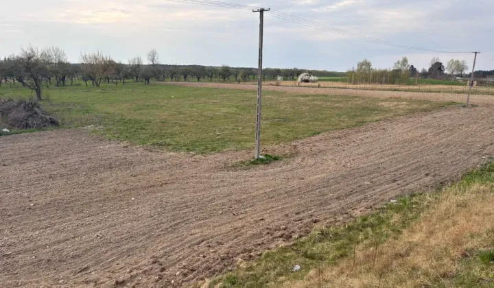 Działka rolno-budowlana Stare Siekluki