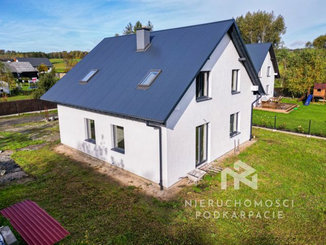 dom wolnostojący, 5 pokoi Nowy Borek. Zdjęcie 4
