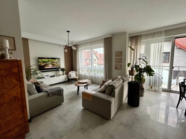 Mieszkanie 6-pokojowe Legionowo. Zdjęcie 1