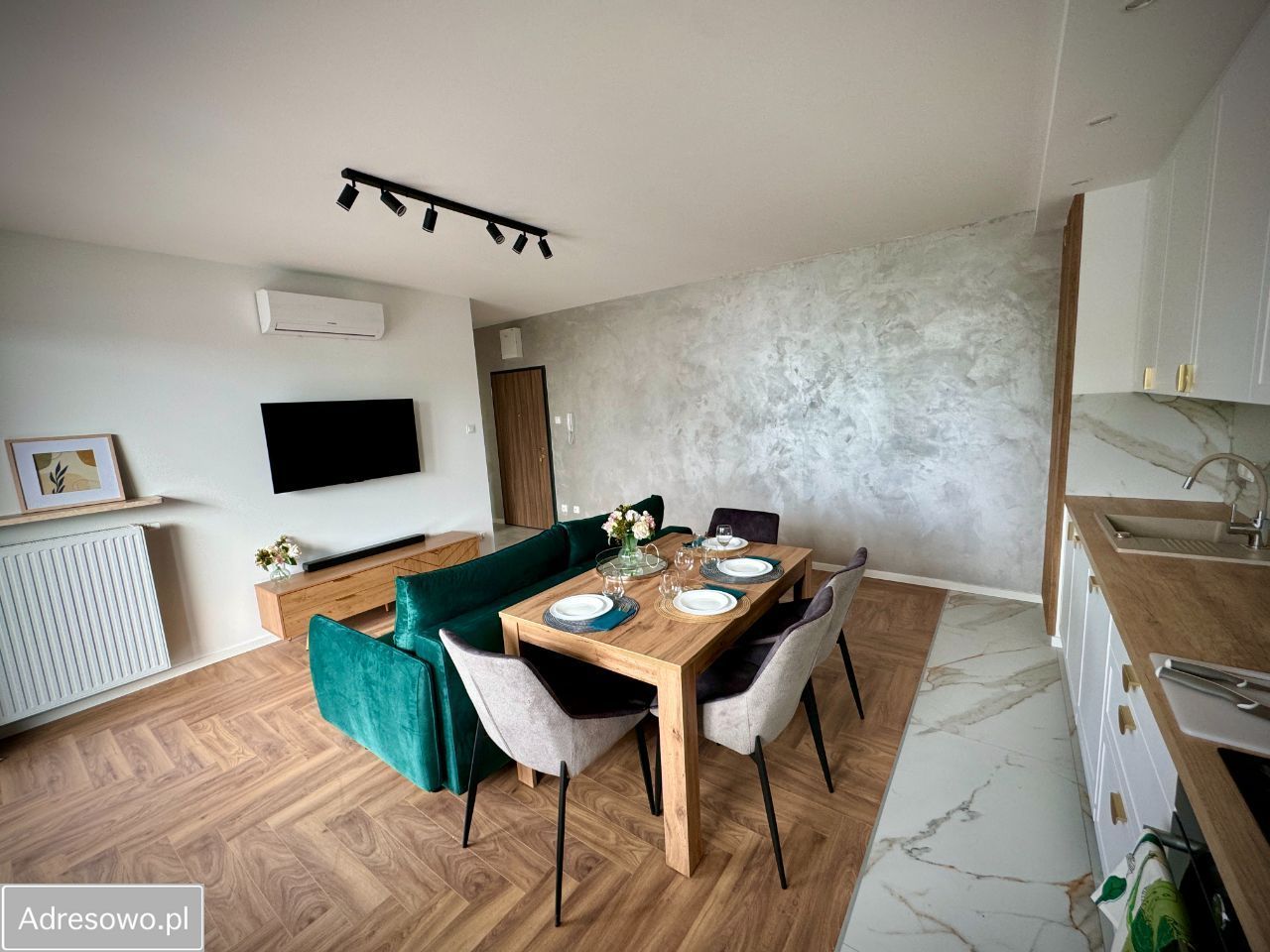 Mieszkanie 4-pokojowe Warszawa Włochy, ul. Łopuszańska