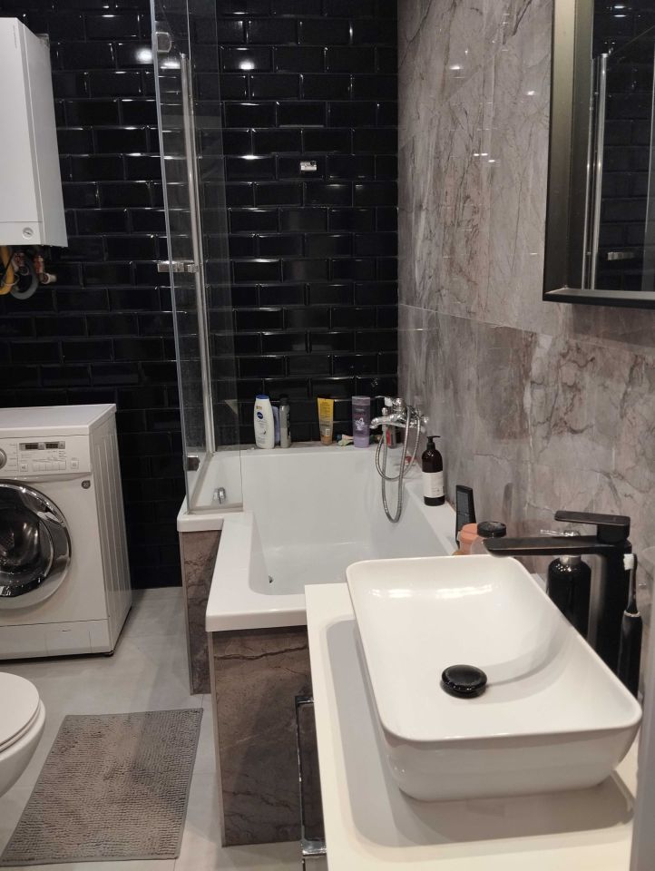 Mieszkanie 3-pokojowe Marki. Zdjęcie 4