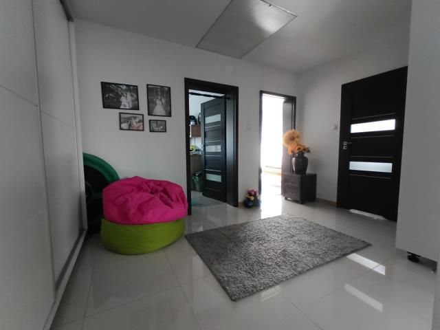 dom wolnostojący, 5 pokoi Legionowo. Zdjęcie 9