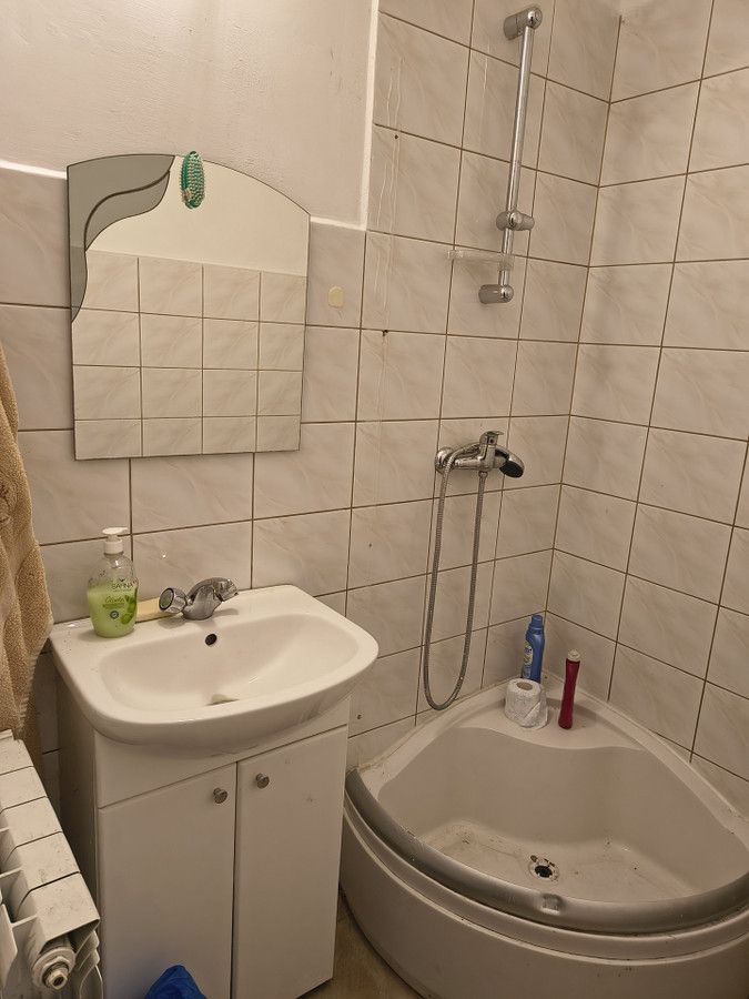 dom wolnostojący, 2 pokoje Stary Garbów. Zdjęcie 16