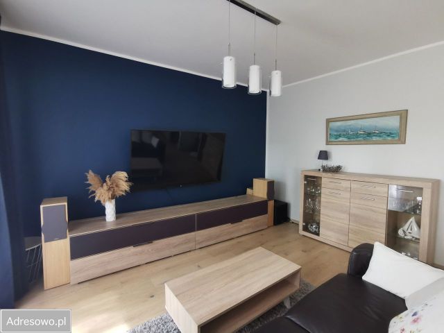 Mieszkanie 4-pokojowe Łomianki, ul. Krzysztofa Kamila Baczyńskiego. Zdjęcie 1