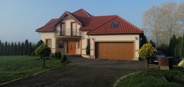 dom wolnostojący, 8 pokoi Nowy Dwór Gdański, ul. Zielona. Zdjęcie 1