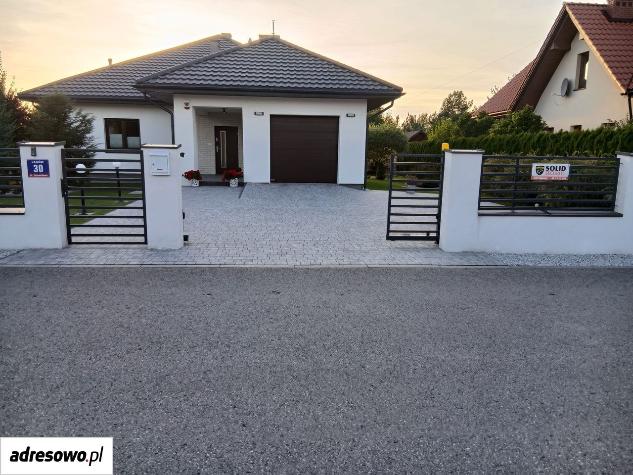 dom wolnostojący, 4 pokoje Janów, ul. Lawendowa. Zdjęcie 2